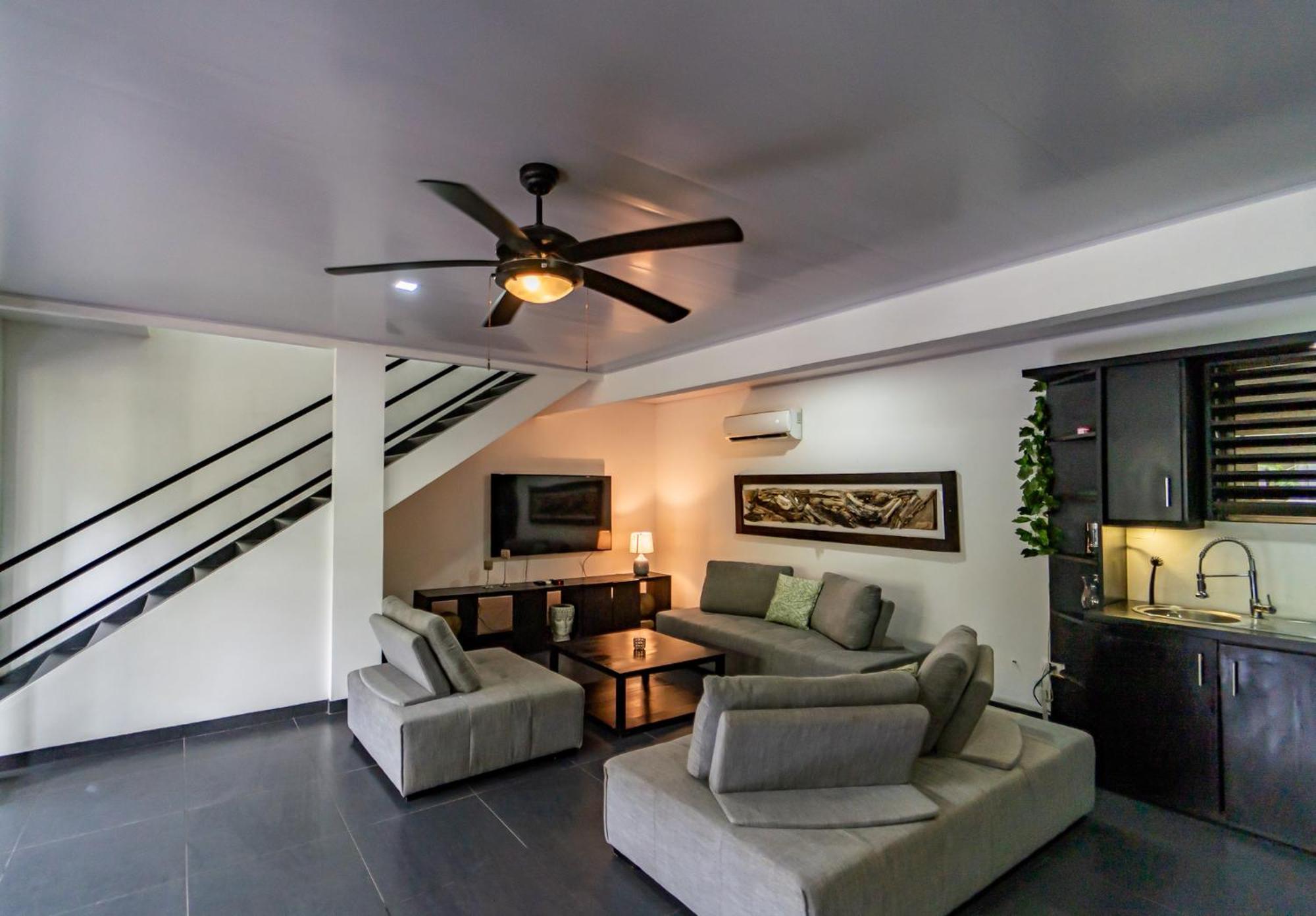 Good Life Lodge Самара Экстерьер фото
