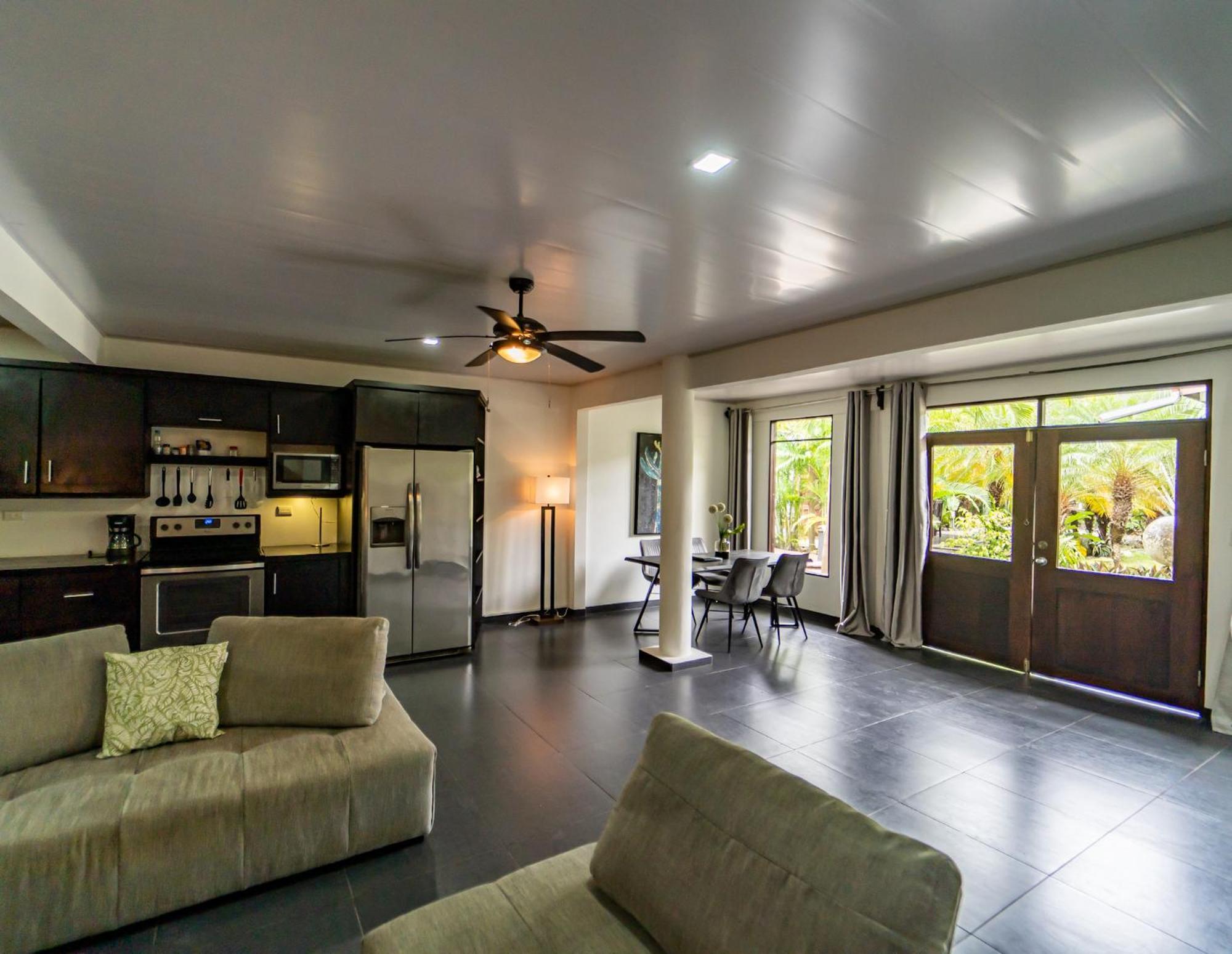 Good Life Lodge Самара Экстерьер фото
